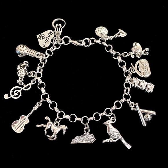 Kentucky Charm Bracelet State Themed - Picture 1 of 7